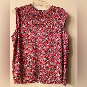 Super light Maison Jules floral summer top.